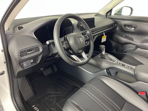 New 2026 Honda HR-V EX-L image 3