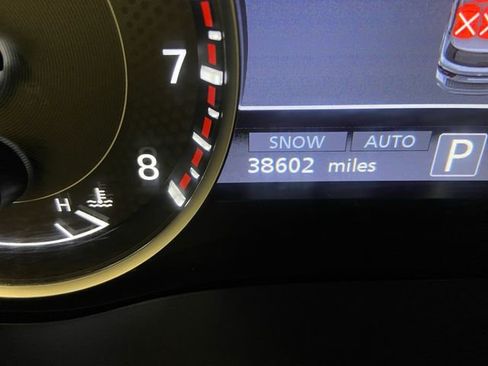 Used 2022 Nissan Armada Platinum w/ Captain's Chairs Package image 18