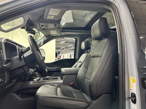 New 2027 Ford F250 Lariat w/ Black Appearance Package AWD/4WD image 10