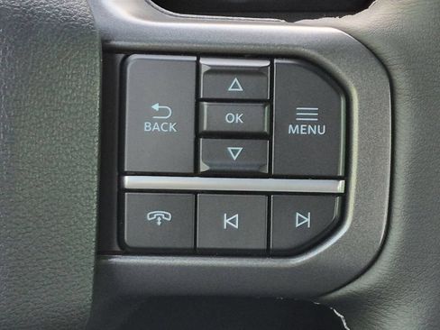 Used 2025 Ford F150 Lariat AWD/4WD image 17