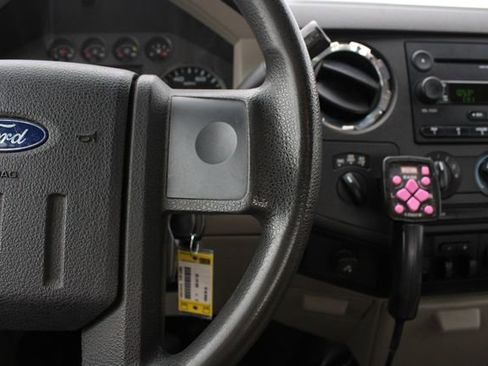 Used 2008 Ford F250 XL image 10