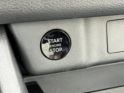 New 2026 Nissan Rogue SV image 31