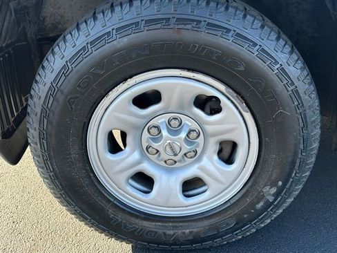 Used 2016 Nissan Frontier S image 11