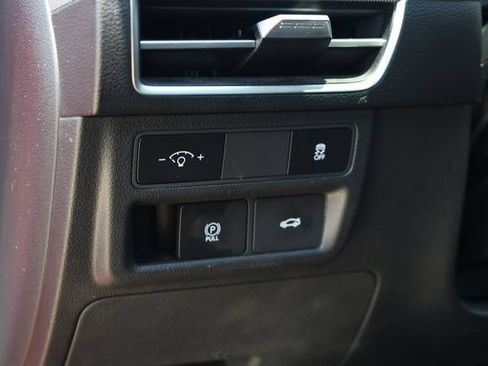 Used 2025 Hyundai Sonata SEL FWD image 14