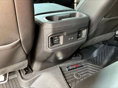 Used 2023 Chevrolet Silverado 1500 LT Trail Boss w/ LT Trail Boss Premium Package AWD/4WD image 33
