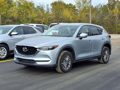 Used 2017 MAZDA CX-5 Touring image 1