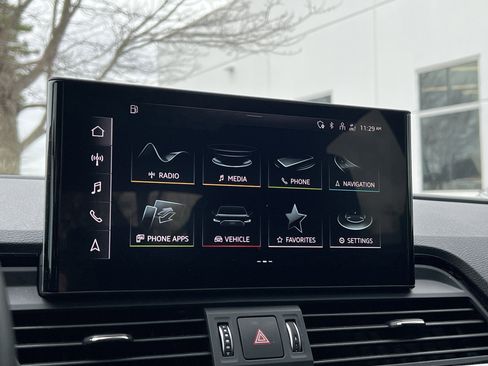 Used 2023 Audi Q5 2.0T Prestige w/ Prestige Package image 25