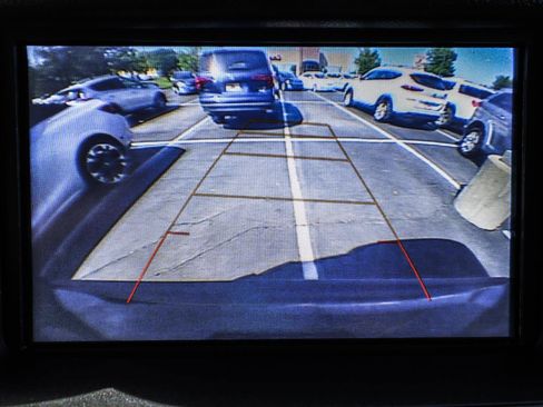 Used 2019 Chevrolet Tahoe LS AWD/4WD image 8