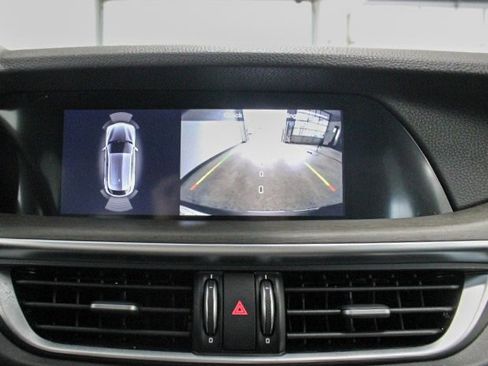 Used 2022 Alfa Romeo Stelvio Ti image 17