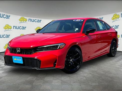 Used 2025 Honda Civic Sport image 3