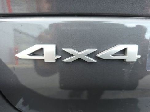 Used 2025 Jeep Grand Cherokee Laredo X AWD/4WD image 11