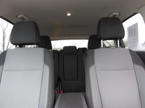 Used 2017 Ford Escape SE image 11