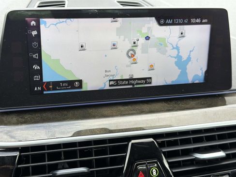 Used 2018 BMW 530i xDrive image 23