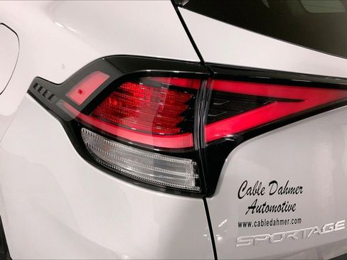 Certified 2023 Kia Sportage SX FWD image 27