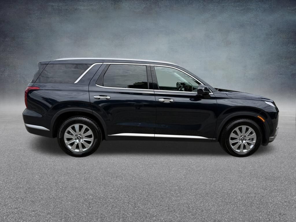 Used 2024 Hyundai Palisade SEL FWD image 4