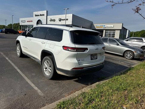 Used 2022 Jeep Grand Cherokee L Laredo w/ Luxury Tech Group I AWD/4WD image 6