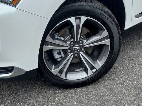 Used 2025 Acura RDX SH-AWD w/ Technology Package image 9