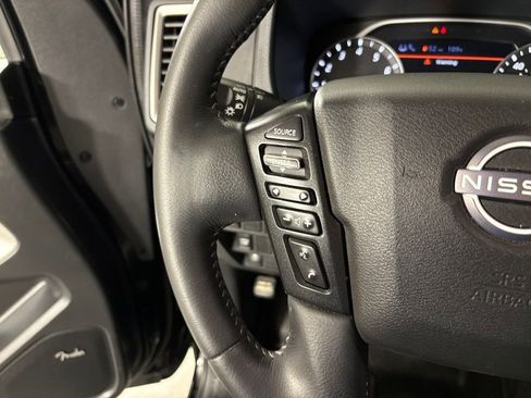 Used 2022 Nissan Frontier SV w/ SV Premium Package RWD image 21