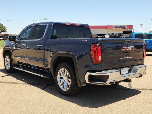 Used 2021 GMC Sierra 1500 SLT w/ X31 Off-Road Package AWD/4WD image 3