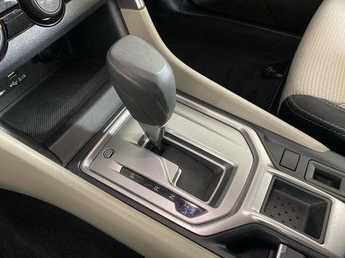 Used 2022 Subaru Forester Base image 21