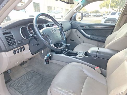 Used 2008 Toyota 4Runner Limited image 16
