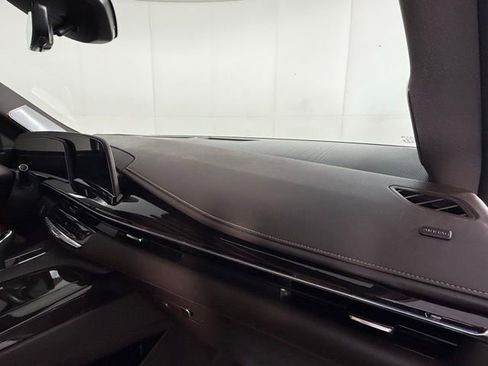 Certified 2023 Cadillac Escalade Sport w/ LPO, ONYX Package image 34