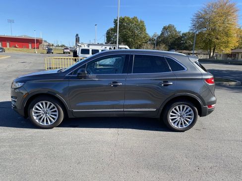 Used 2019 Lincoln MKC Premiere image 4