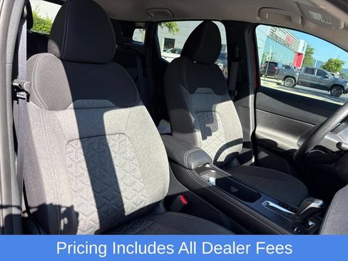 Certified 2025 Nissan Kicks SV AWD/4WD image 20