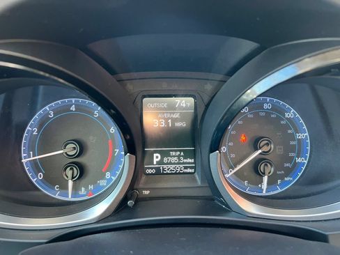 Used 2015 Toyota Corolla S FWD image 18