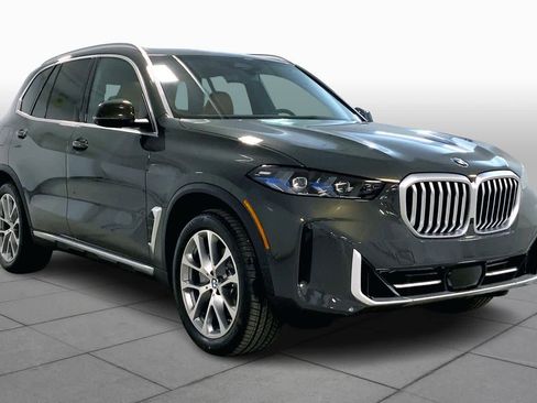 New 2026 BMW X5 xDrive40i w/ Premium Package image 2