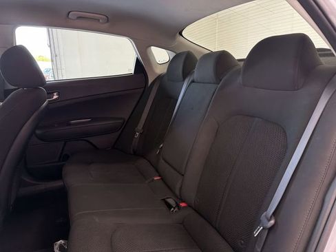 Used 2020 Kia Optima LX FWD image 16