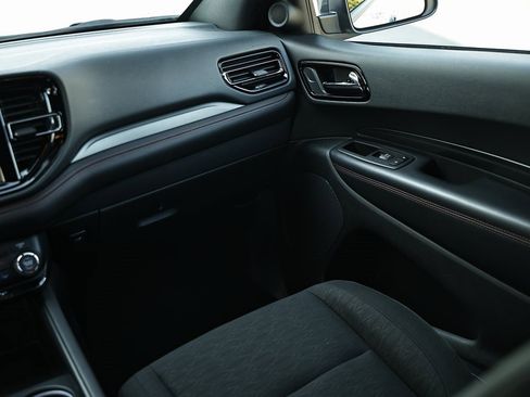 Used 2024 Dodge Durango GT image 26