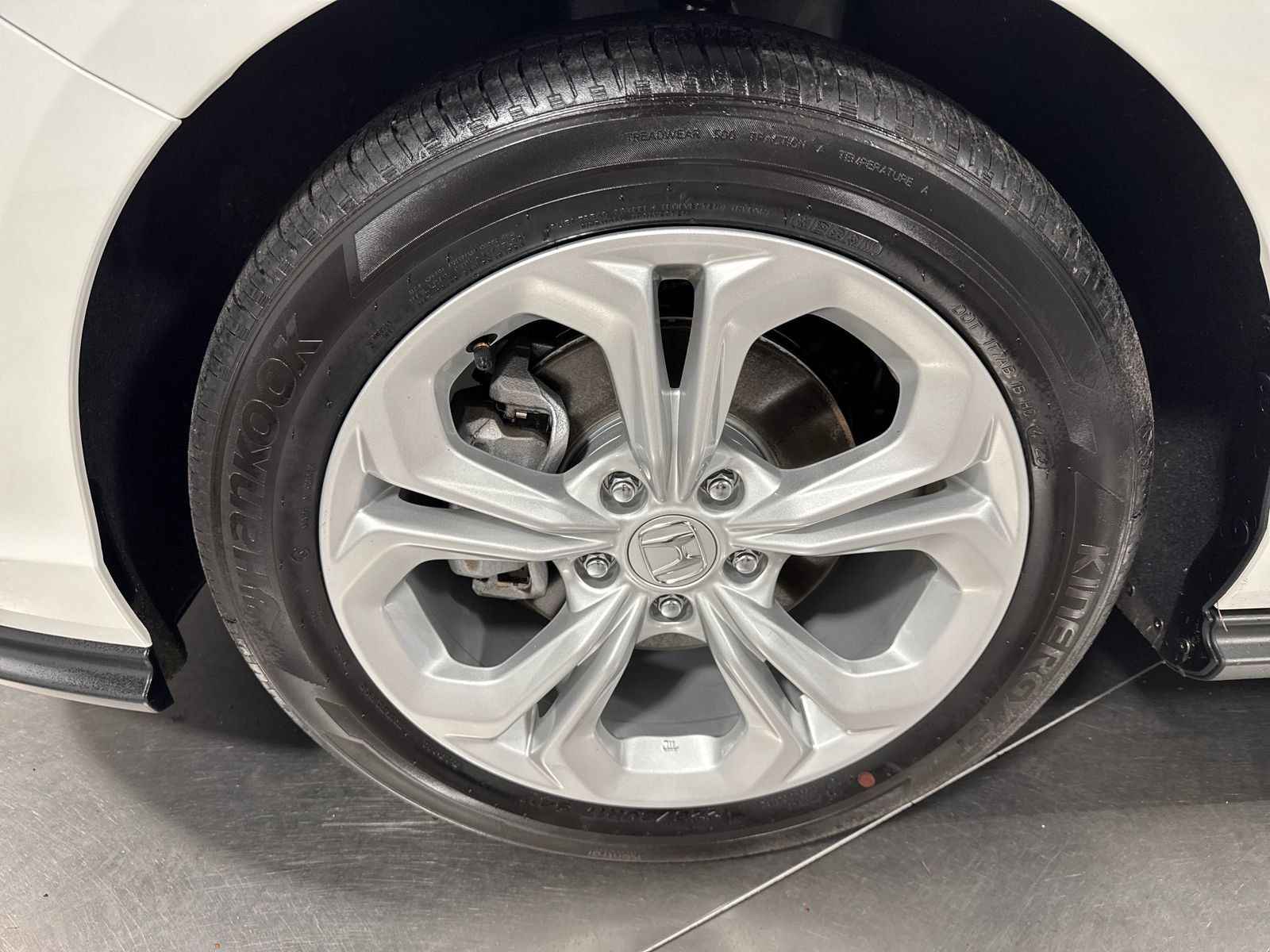 Used 2024 Honda Accord LX image 2