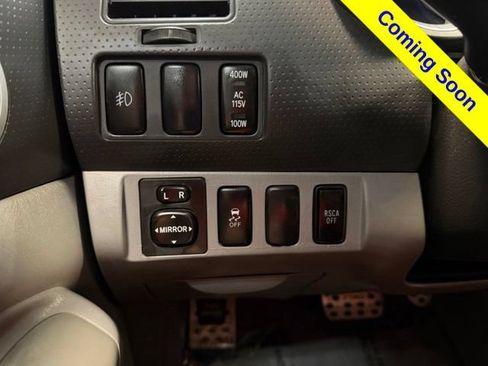 Used 2010 Toyota Tacoma 4x4 Double Cab w/ TRD Sport Pkg image 12
