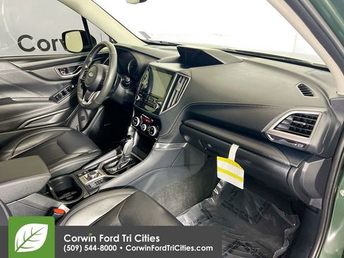 Used 2023 Subaru Forester Touring image 31