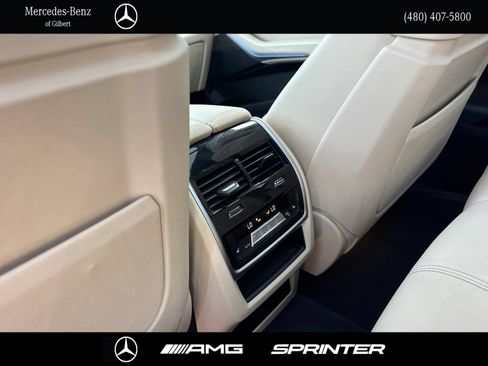 Used 2022 BMW X5 xDrive40i w/ Luxury Seating Package AWD/4WD image 24