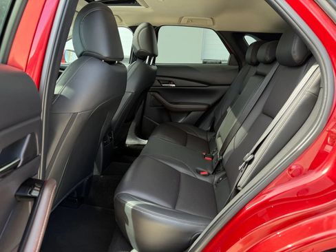 Used 2022 MAZDA CX-30 AWD 2.5 S w/ Premium Package image 11