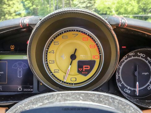 Used 2015 Ferrari California T RWD image 33