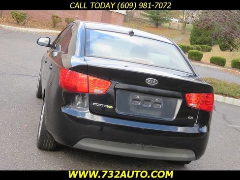 Used 2011 Kia Forte EX w/ Fuel Economy Pkg image 26