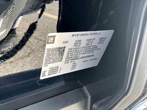 Used 2021 Cadillac Escalade ESV Sport Platinum w/ LPO, ONYX Package image 19