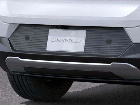 New 2025 Chevrolet Equinox EV LT image 14