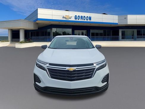 Used 2024 Chevrolet Equinox LS FWD image 8