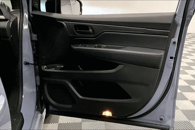 Used 2025 Honda Odyssey Sport-L image 22