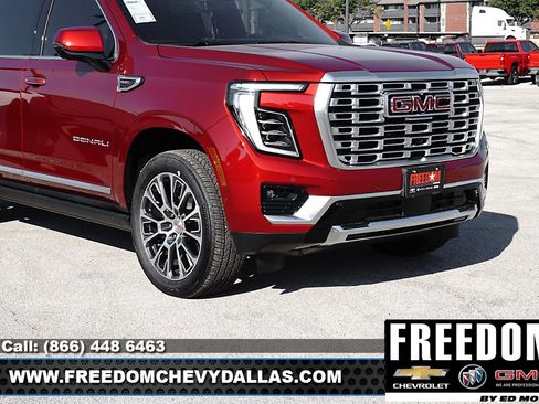New 2025 GMC Yukon XL Denali w/ Denali Reserve Package image 43