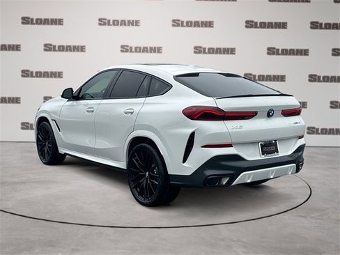 New 2026 BMW X6 xDrive40i image 3