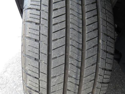 Used 2026 Mercedes-Benz GLC 350e 4MATIC image 23