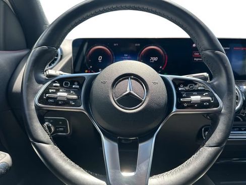 Certified 2022 Mercedes-Benz GLA 250 4MATIC image 20