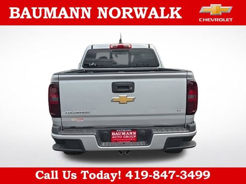 Used 2017 Chevrolet Colorado LT w/ LT Convenience Package RWD image 9