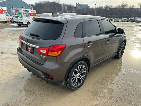 Used 2018 Mitsubishi Outlander Sport ES FWD image 6