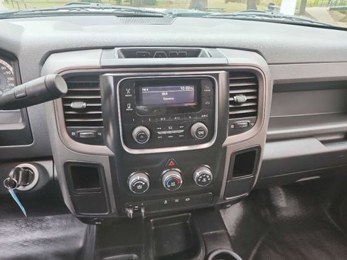 Used 2018 RAM 2500 Tradesman w/ Popular Equipment Group image 21